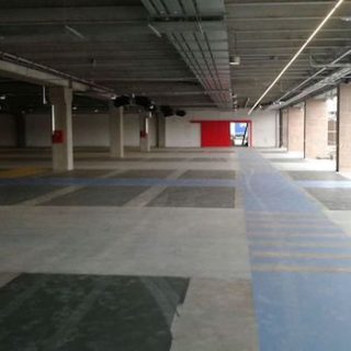 pavimentazioni in resina per centri commerciali